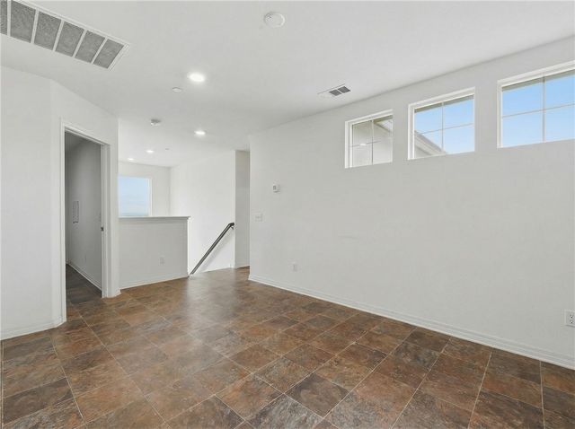 6402 June Mountain, Jurupa Valley, CA 92509