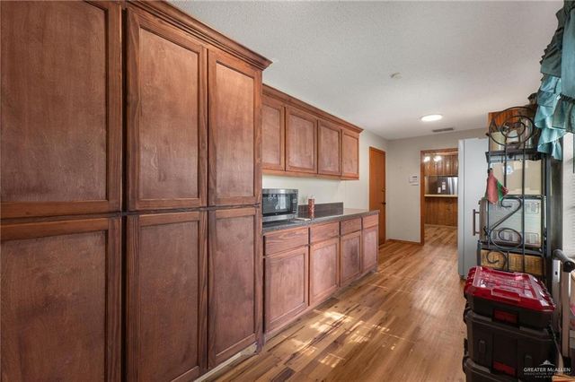 401 S Parker Road, La Feria, TX 78559