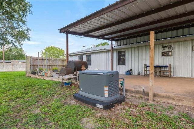 401 S Parker Road, La Feria, TX 78559