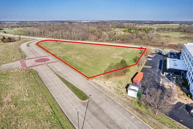 SW Regional Airport Boulevard, Bentonville, AR 72712