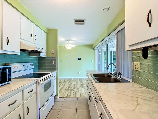 2538 AUBURN BOULEVARD, Port Charlotte, FL 33948