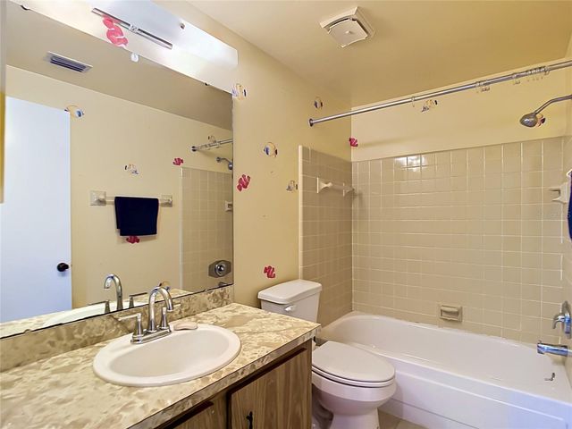 2538 AUBURN BOULEVARD, Port Charlotte, FL 33948