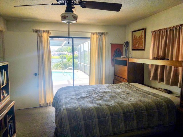 619 RIVIERA BAY DRIVE NE, St Petersburg, FL 33702