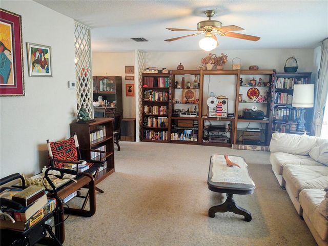 619 RIVIERA BAY DRIVE NE, St Petersburg, FL 33702