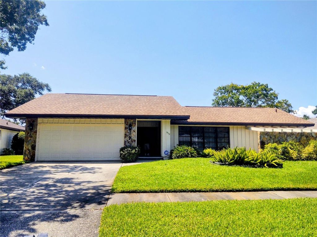 619 RIVIERA BAY DRIVE NE, St Petersburg, FL 33702