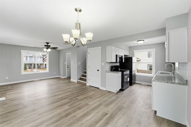 917 E 12th Street, Des Moines, IA 50316