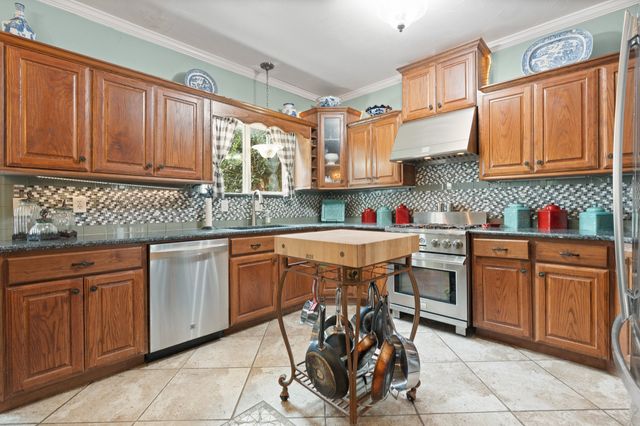 11004 Rolling Prairie Road, Crowley, TX 76036