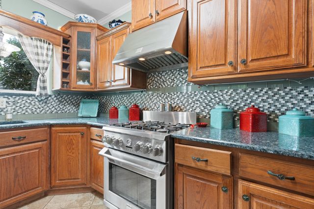 11004 Rolling Prairie Road, Crowley, TX 76036