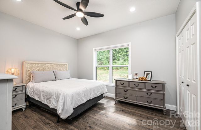 29 Central Avenue, Granite Falls, NC 28630