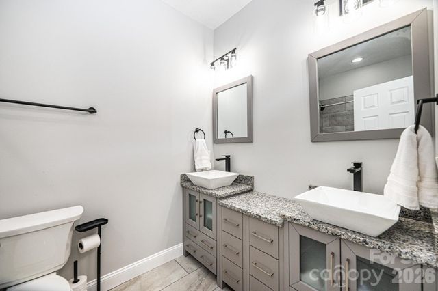 29 Central Avenue, Granite Falls, NC 28630
