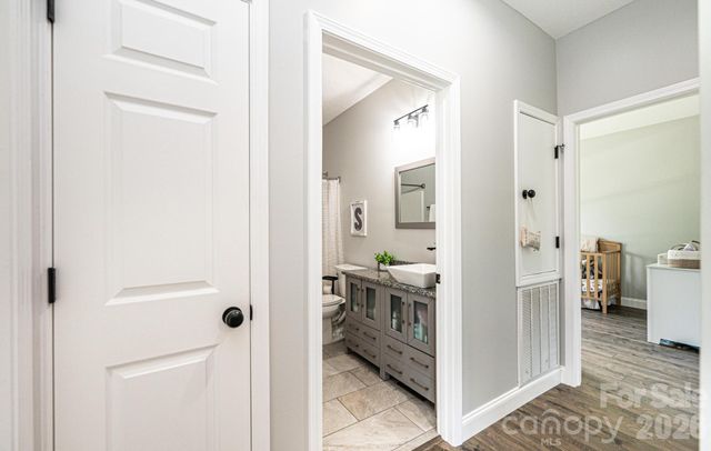 29 Central Avenue, Granite Falls, NC 28630