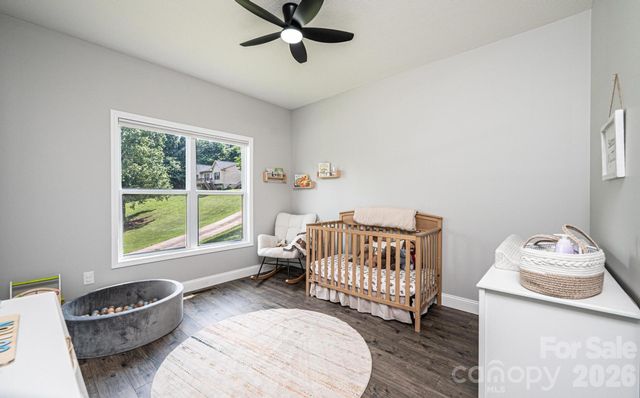 29 Central Avenue, Granite Falls, NC 28630