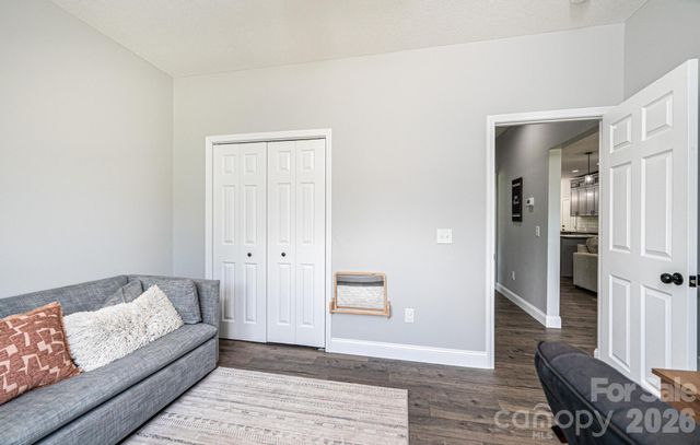29 Central Avenue, Granite Falls, NC 28630