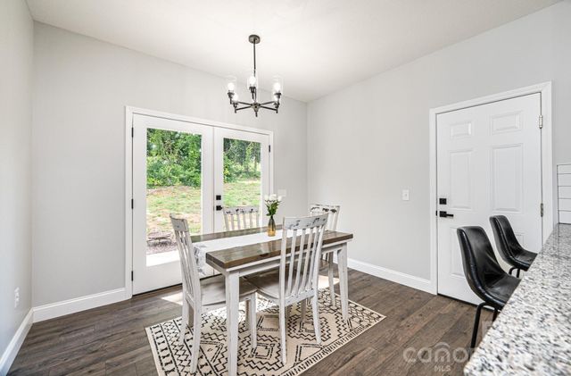 29 Central Avenue, Granite Falls, NC 28630