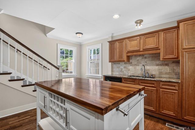 407 Walnut Street, Little Rock, AR 72205