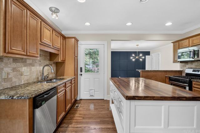 407 Walnut Street, Little Rock, AR 72205