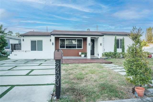 2403 Rodman St, Hollywood, FL 33020