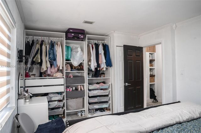 2403 Rodman St, Hollywood, FL 33020