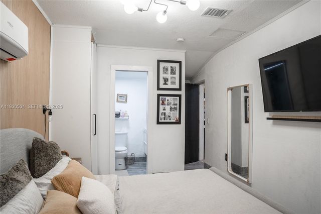 2403 Rodman St, Hollywood, FL 33020