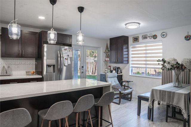 2403 Rodman St, Hollywood, FL 33020