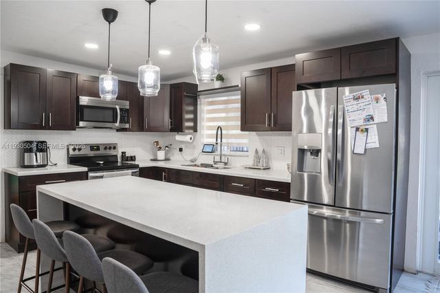 2403 Rodman St, Hollywood, FL 33020