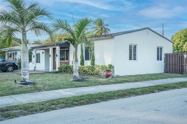 2403 Rodman St, Hollywood, FL 33020