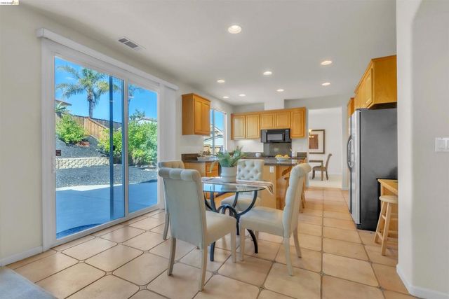 1846 Sanger Peak Way, Antioch, CA 94531