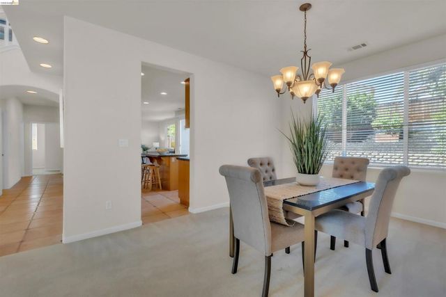 1846 Sanger Peak Way, Antioch, CA 94531