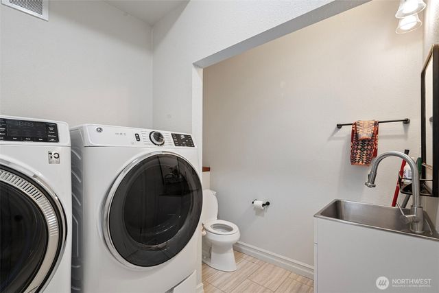 5916 51st Street Ct W, University Place, WA 98467