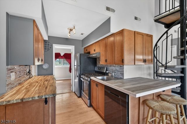 23 Wimbledon Dr 10, Vernon Twp., NJ 07462