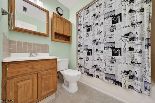 23 Wimbledon Dr 10, Vernon Twp., NJ 07462