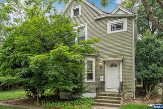 7 Hardenburgh Avenue, Demarest, NJ 07627