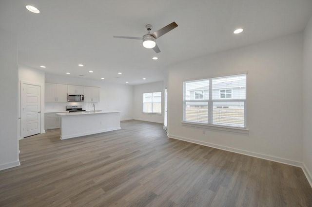 1028 Winnsboro LOOP, Round Rock, TX 78664