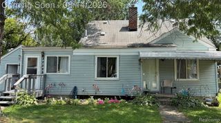 22228 Albion Avenue, Farmington, MI 48336