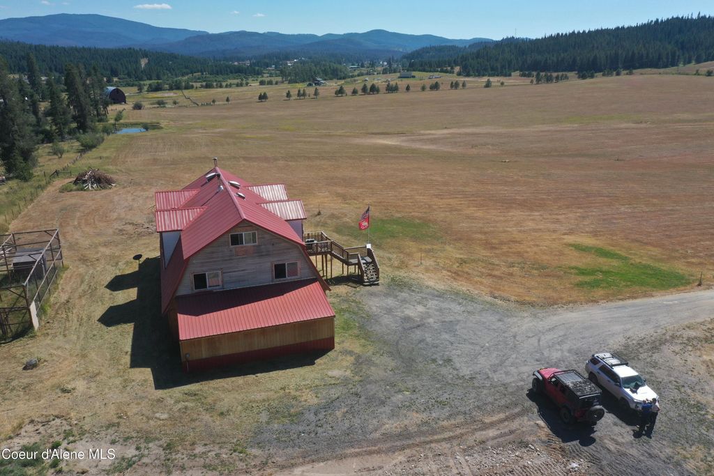 571 Johns Creek RD, St. Maries, ID 83861 photo 5