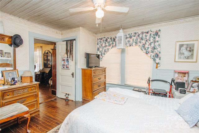 63 Clear Creek Road, Marion, NC 28752