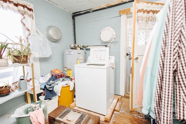 63 Clear Creek Road, Marion, NC 28752