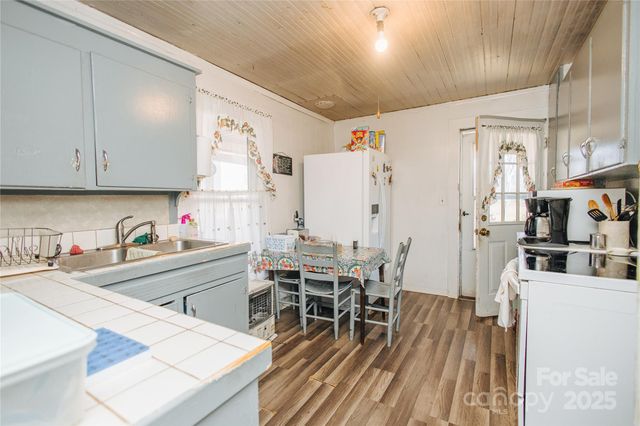 63 Clear Creek Road, Marion, NC 28752