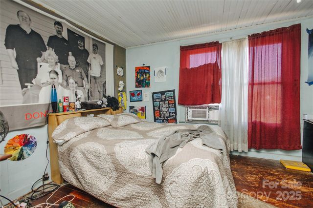 63 Clear Creek Road, Marion, NC 28752