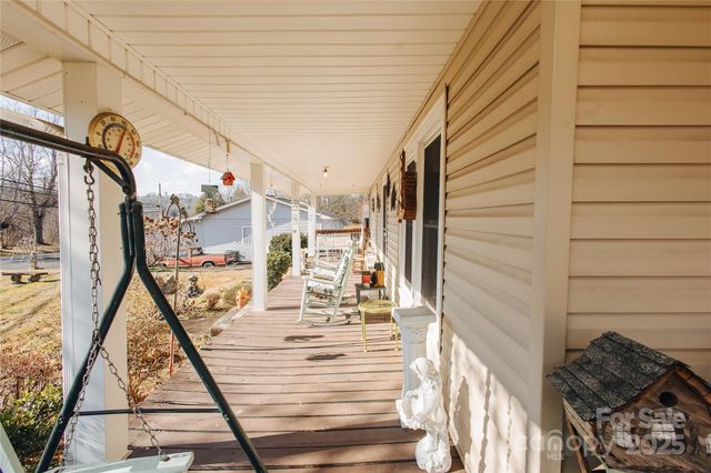 63 Clear Creek Road, Marion, NC 28752