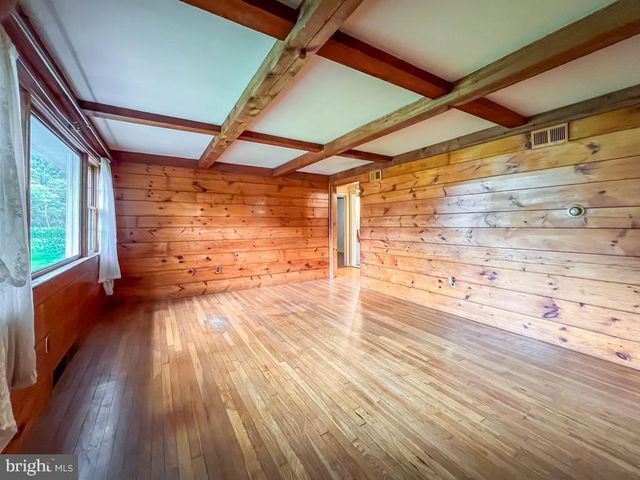 55 FAIRWAY DR, Yardley, PA 19067