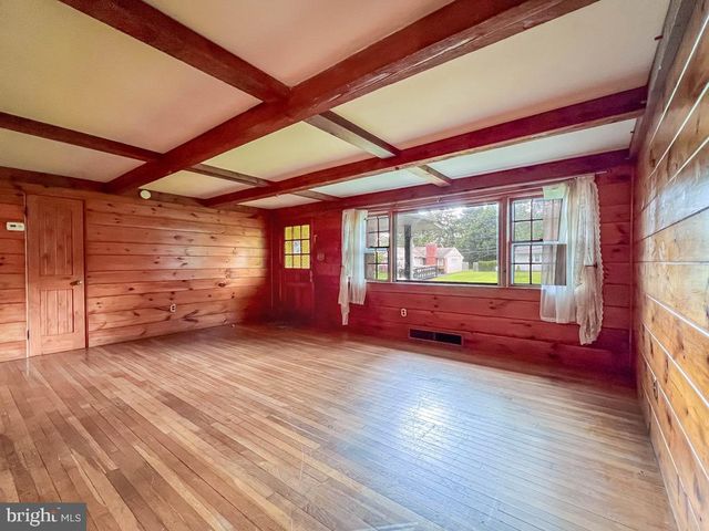 55 FAIRWAY DR, Yardley, PA 19067