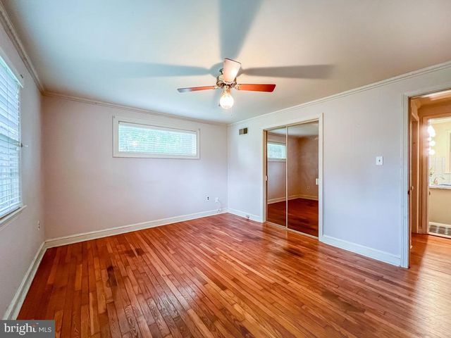 55 FAIRWAY DR, Yardley, PA 19067