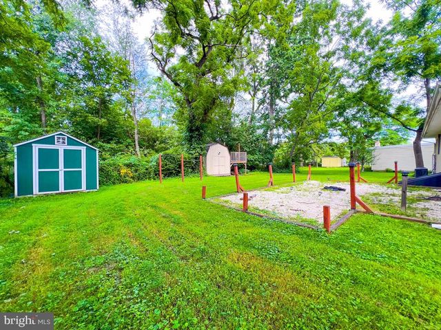55 FAIRWAY DR, Yardley, PA 19067