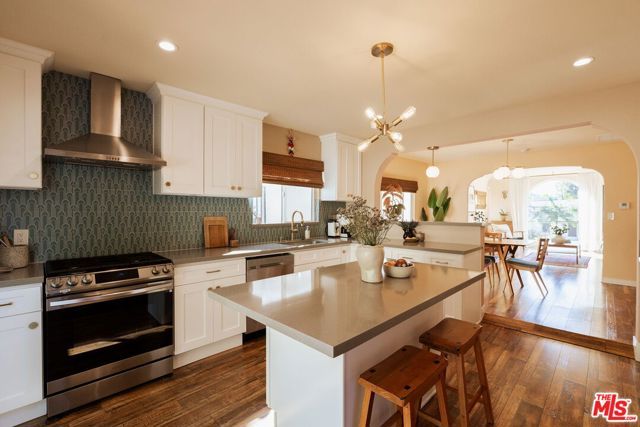 1140 N Evergreen Avenue, Los Angeles, CA 90033