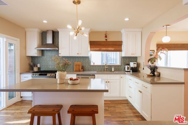 1140 N Evergreen Avenue, Los Angeles, CA 90033