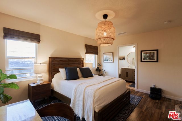 1140 N Evergreen Avenue, Los Angeles, CA 90033