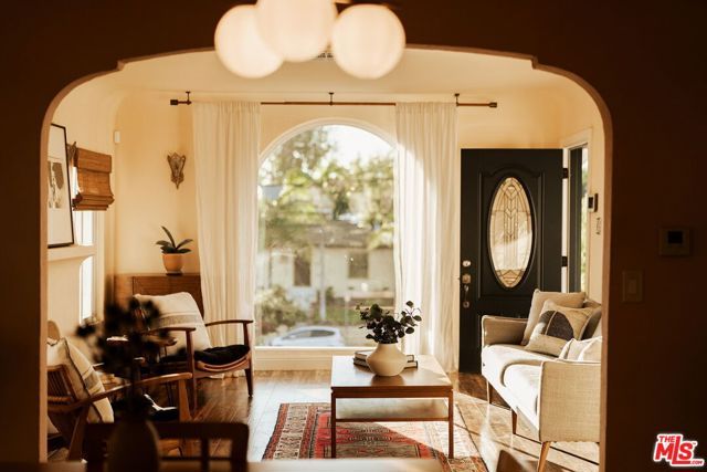 1140 N Evergreen Avenue, Los Angeles, CA 90033