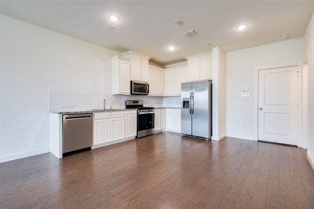 1719 Dalhart Road, Plano, TX 75075