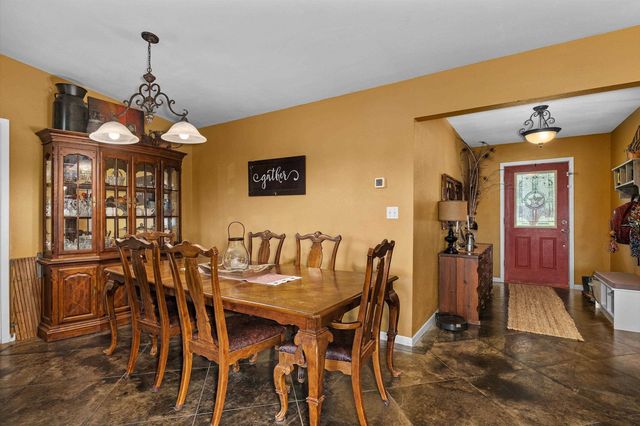 8550 New Hope Rd, Gilmer, TX 75645